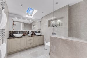 Photo 31- click for photo gallery